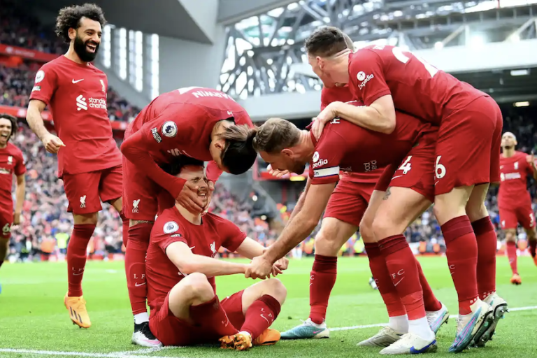 Trận Đấu Nóng Bỏng: Liverpool Đấu Với Tottenham